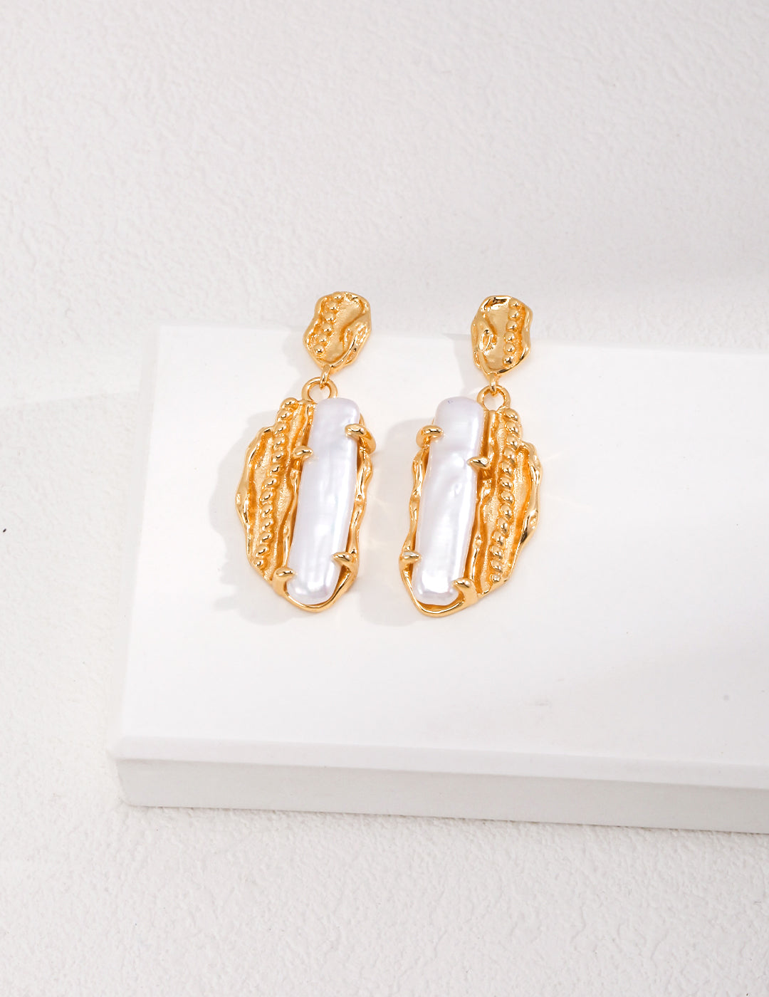 S925 Vintage Gold Baroque Pearl Earrings