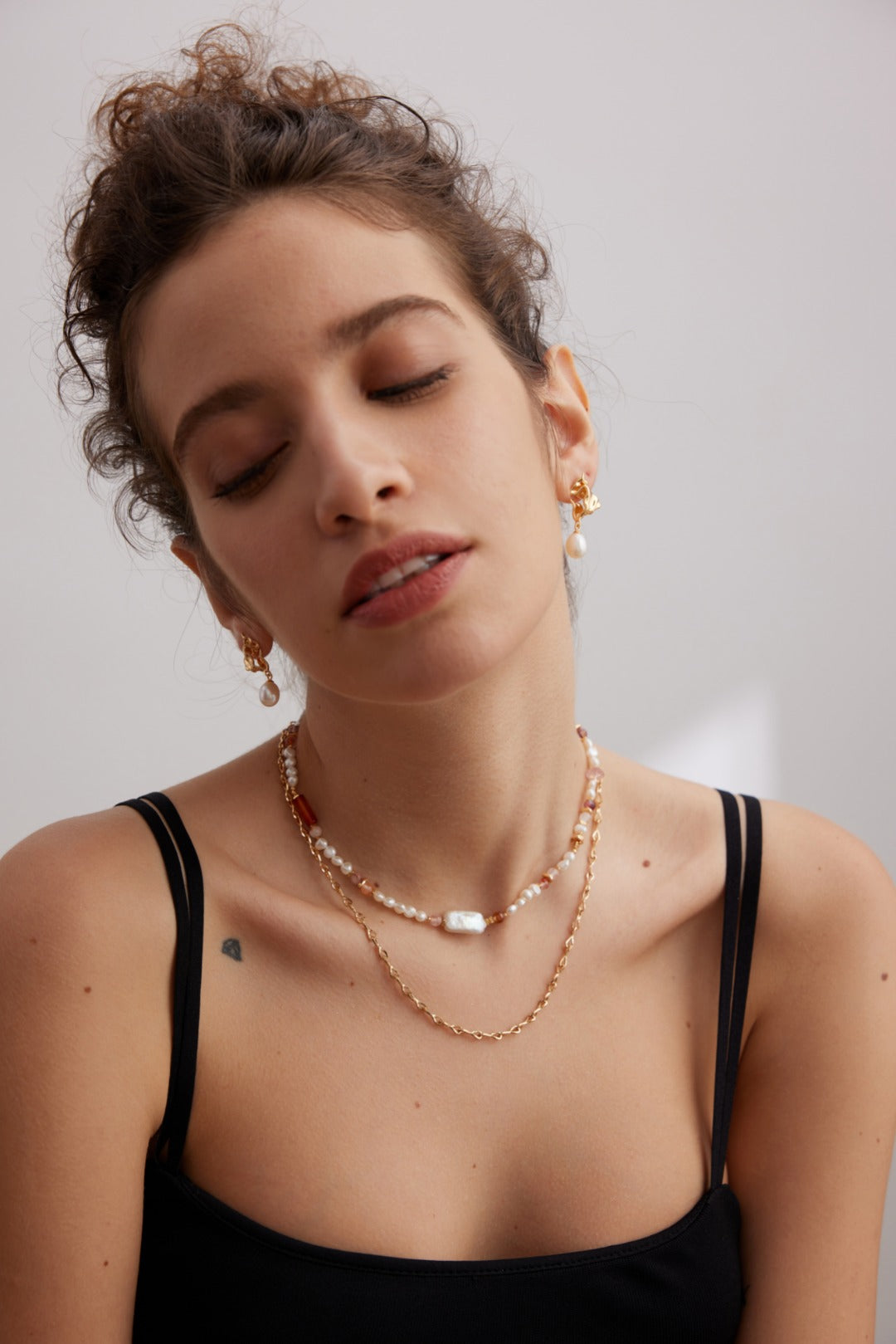 S925 Strawberry Crystal Baroque Pearl Necklace