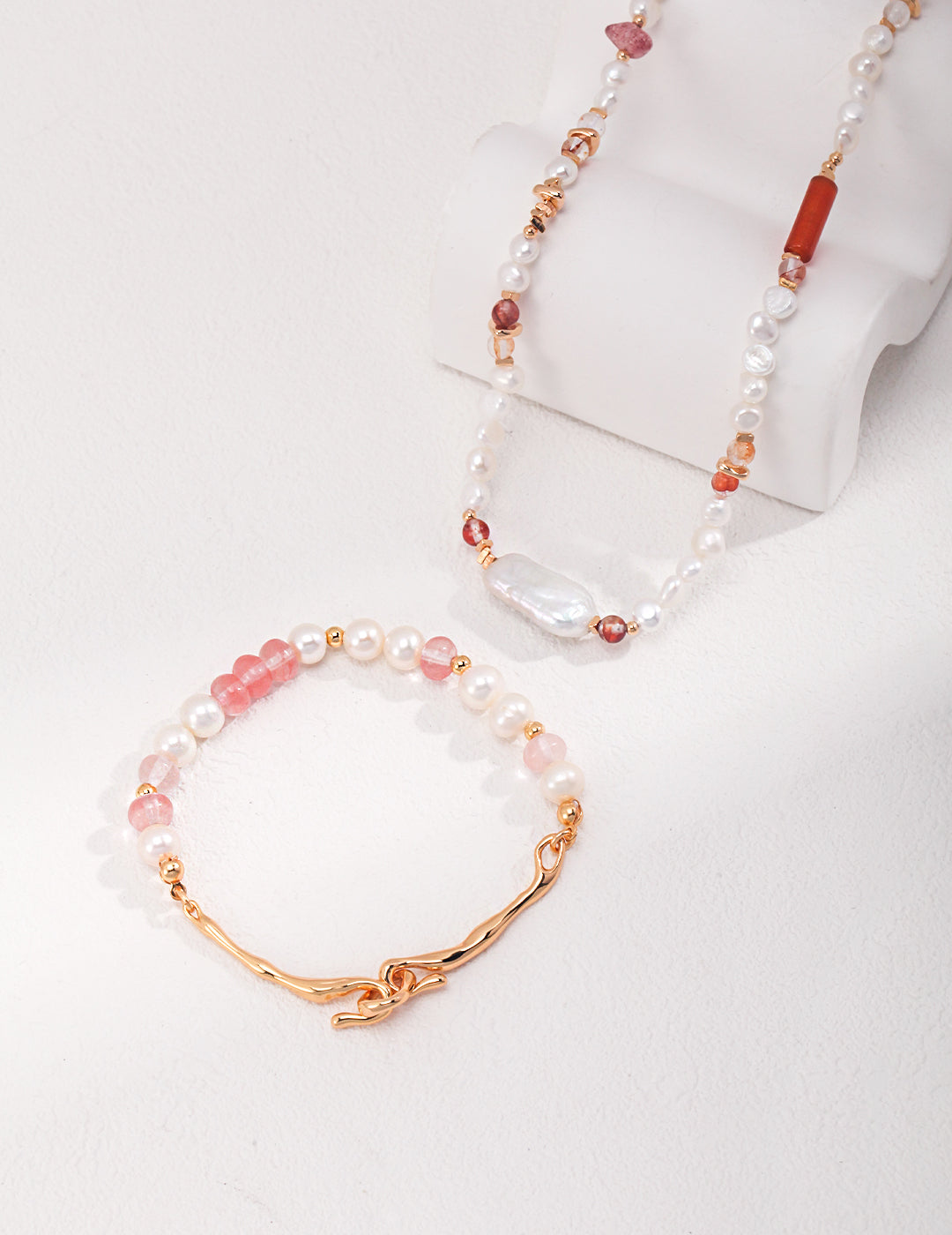 S925 Strawberry Crystal Baroque Pearl Necklace