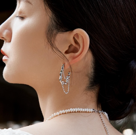 S925 Asymmetric Pearl Earrings