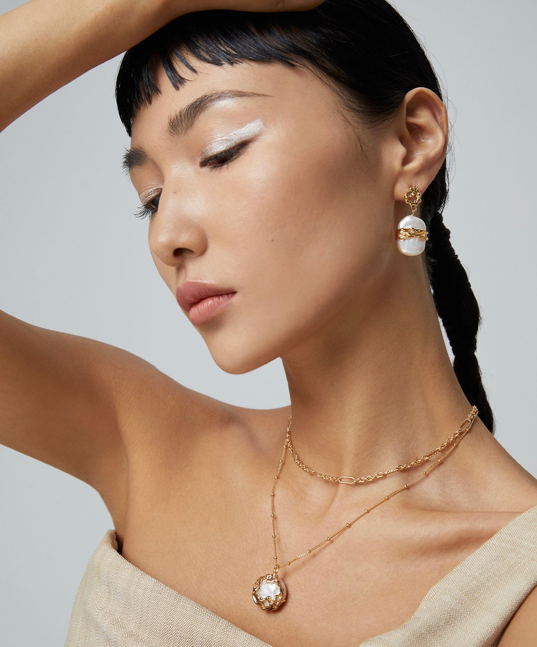 S925 Vintage Gold Baroque Pearl Earrings