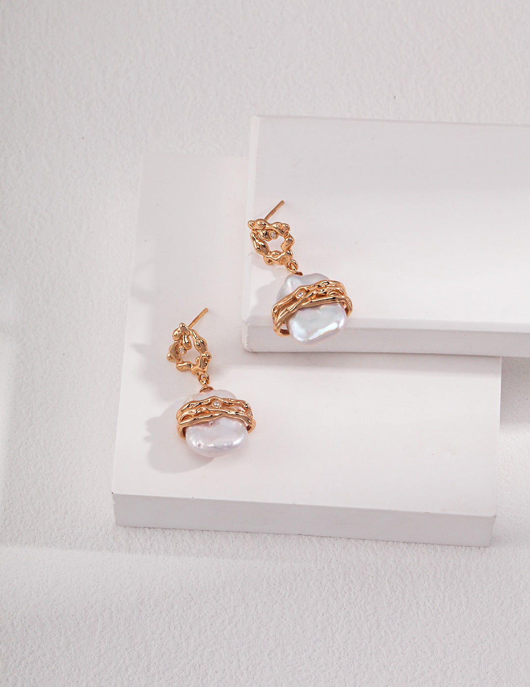 S925 Vintage Gold Baroque Pearl Earrings
