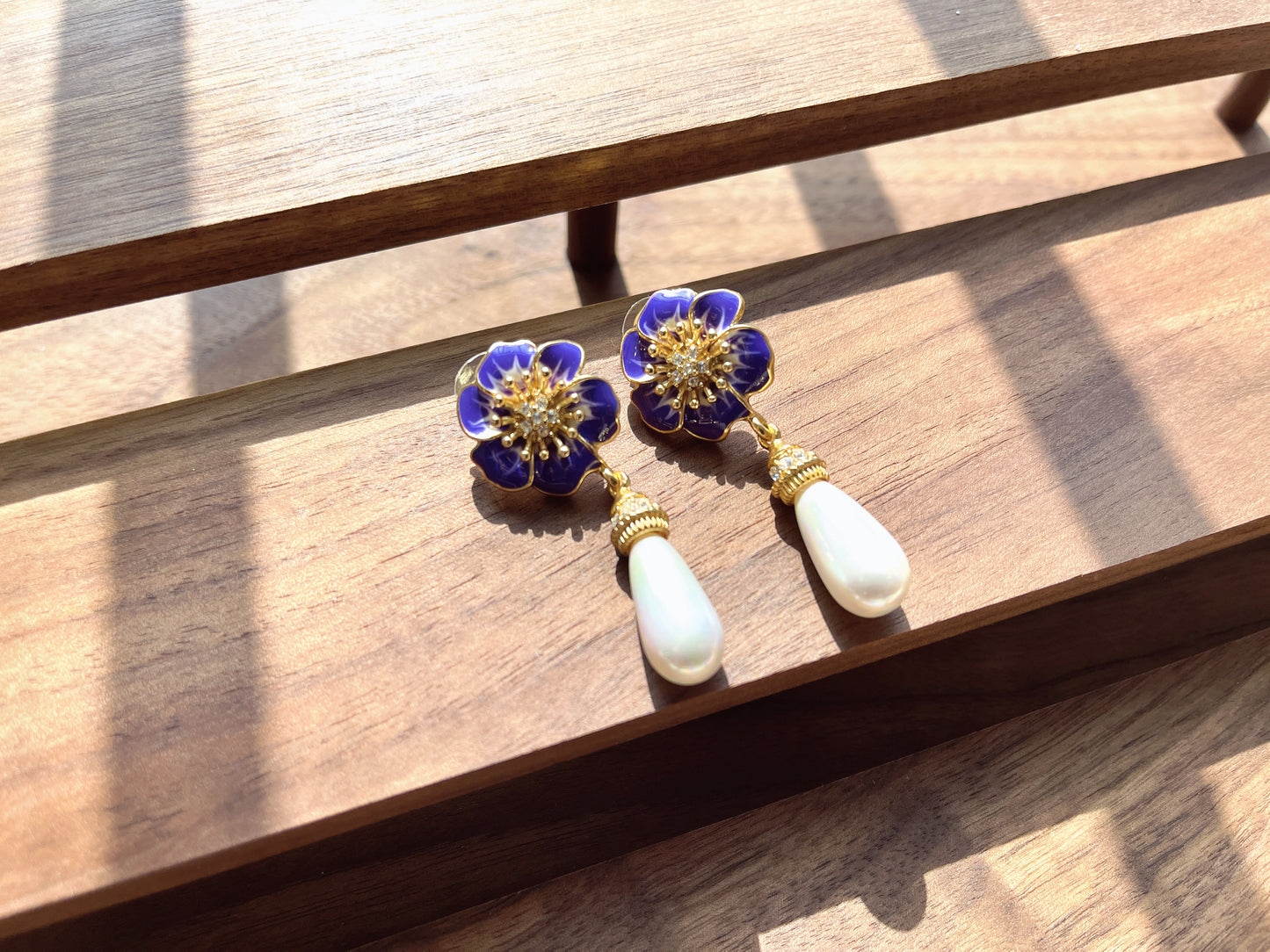 S925 Drop Glaze Vintage Flower Pearl Pendant Earrings