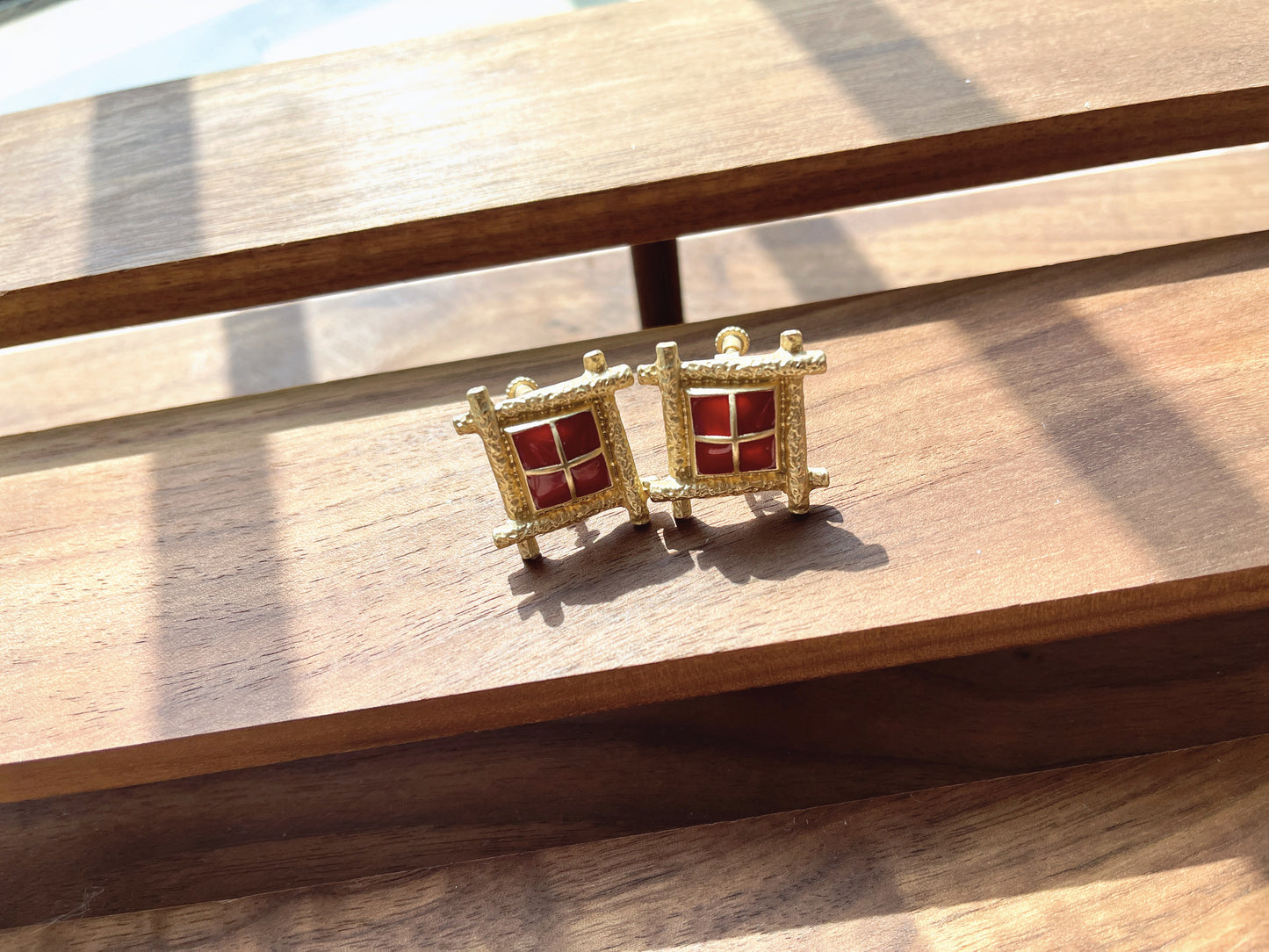 Vintage Gold Drop Glaze Square Clip Earrings