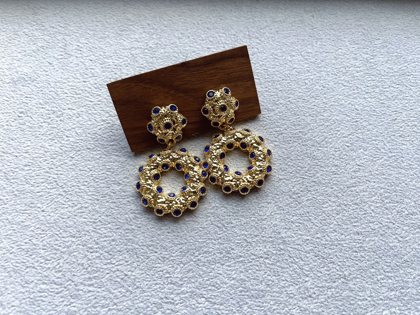 S925 Vintage Gold Rhinestone Hoop Pendant Earrings