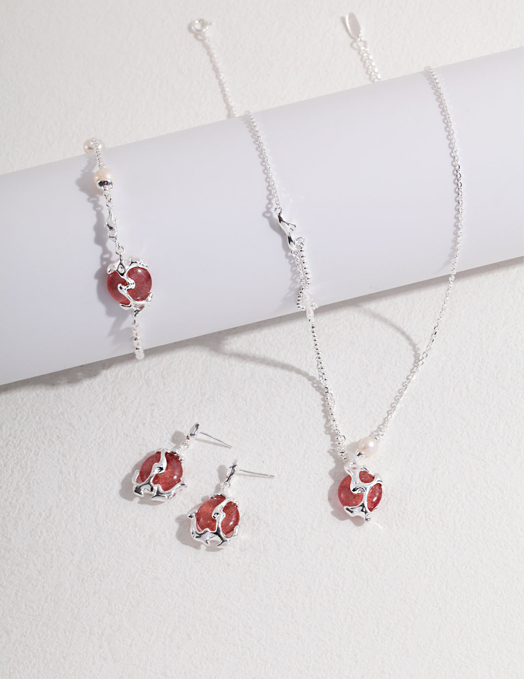 S925 Strawberry Crystal Pearl Necklace